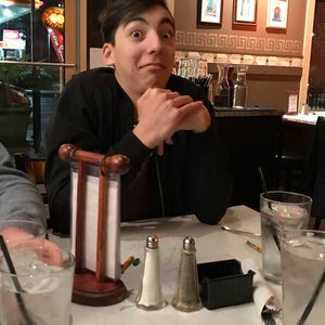 Meet your Posher, Bradley